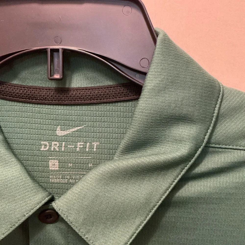 Nike Men's Dri-Fit Green Polo Shirt - Picture 2 of 5